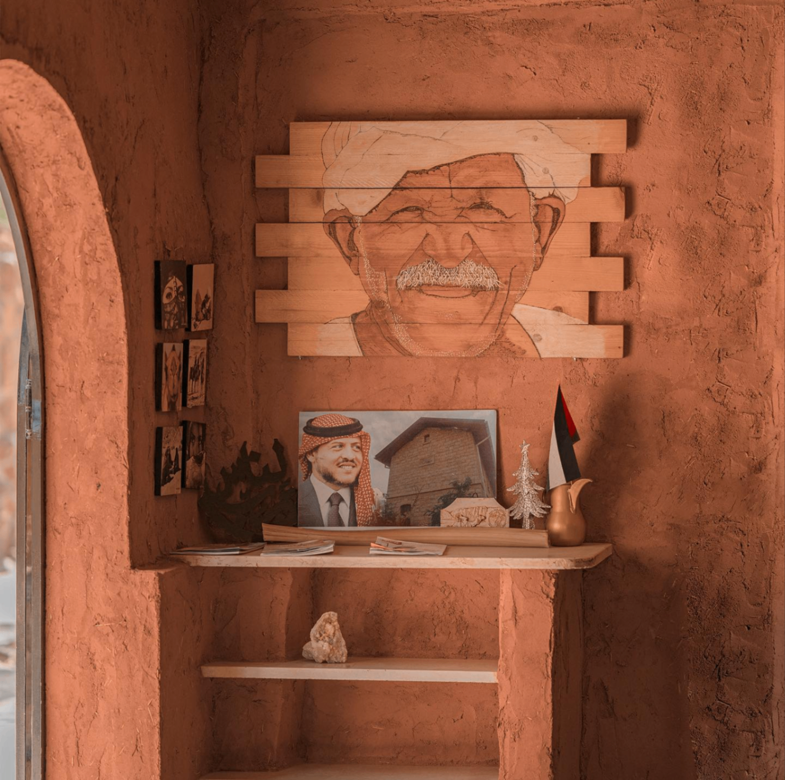 Warm earth-toned interior detail at Bait Ali Lodge